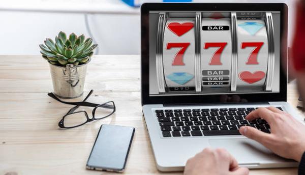 Discover Digital Card Game Environments Through 바카라사이트