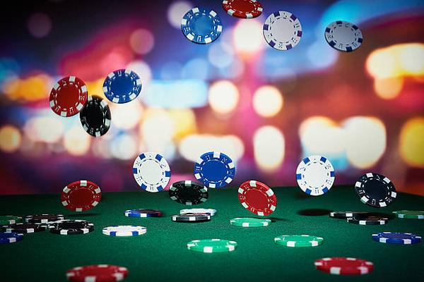 Find Popular Slot Games at an online casino Singapore for Players