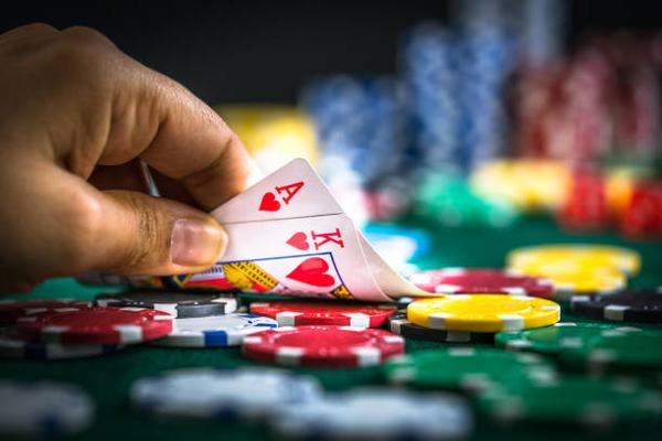 How to Explore Jackpot Slots on an online casino Singapore Website